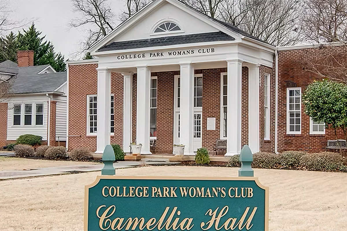 College Park Women's Club   Camellia Hall Exterior